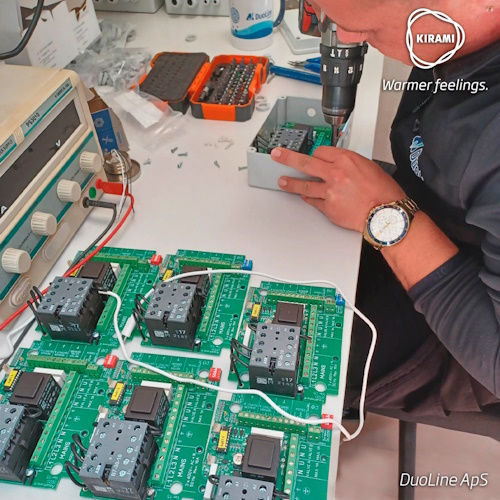 Today, the company employs 12 professionals working at the office, in sales, and as outgoing fitters.