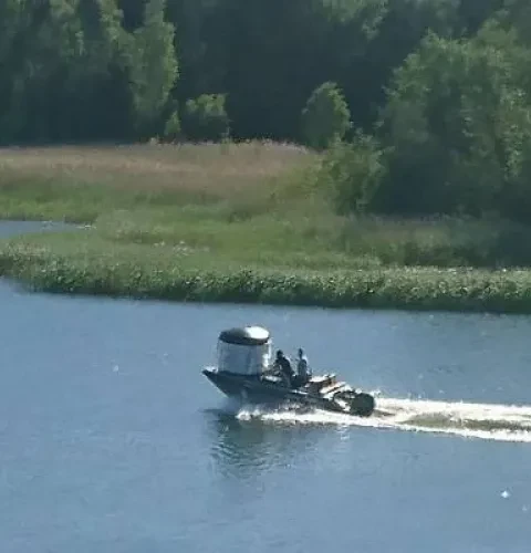 Transportation by truck, crane and even helicopter | Kirami