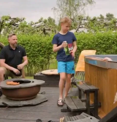 Barbecuing and bathing in a Hot Tub after training | Kirami