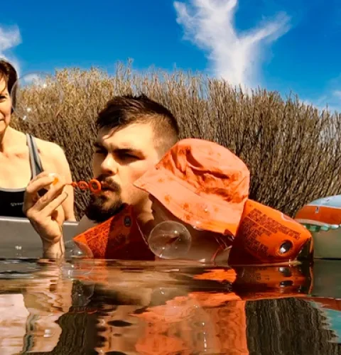 Do a water workout in the hot tub | Kirami