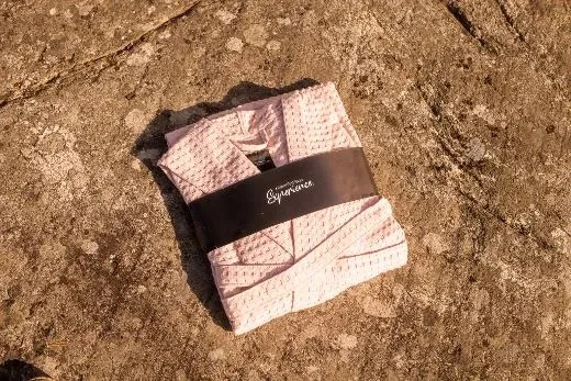 Kirami Finvision Experience Bathrobe, Rose S/M