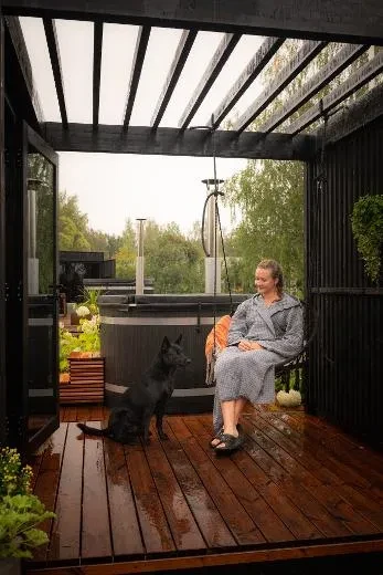 Spend warm evenings sitting under a Kirami FinVision® -pergola!