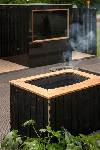 The black heat-treated wood helps prevent dirt buildup and protects against UV damage.