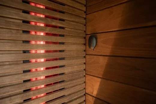 Kirami FinVision® -sauna M Misty with infrared heaters | Outdoor sauna