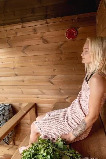 Kirami FinVision® -sauna M Nordic Dawn (Right), Spirit 9kW