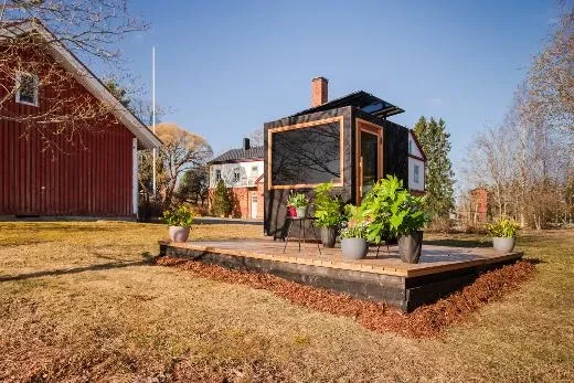 Kirami FinVision® -sauna M Zero (GlowBlack and CoralWhite)_Solarsystem model