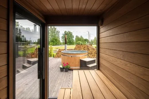 Outdoor sauna bathing relaxes both body and mind – Kirami FinVision® sauna S Misty