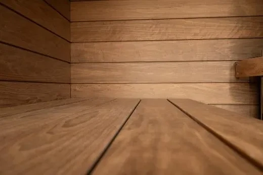 Outdoor sauna Kirami FinVision® sauna S Misty for four with elegant aspen benches